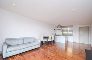 Living room 1a- click for photo gallery